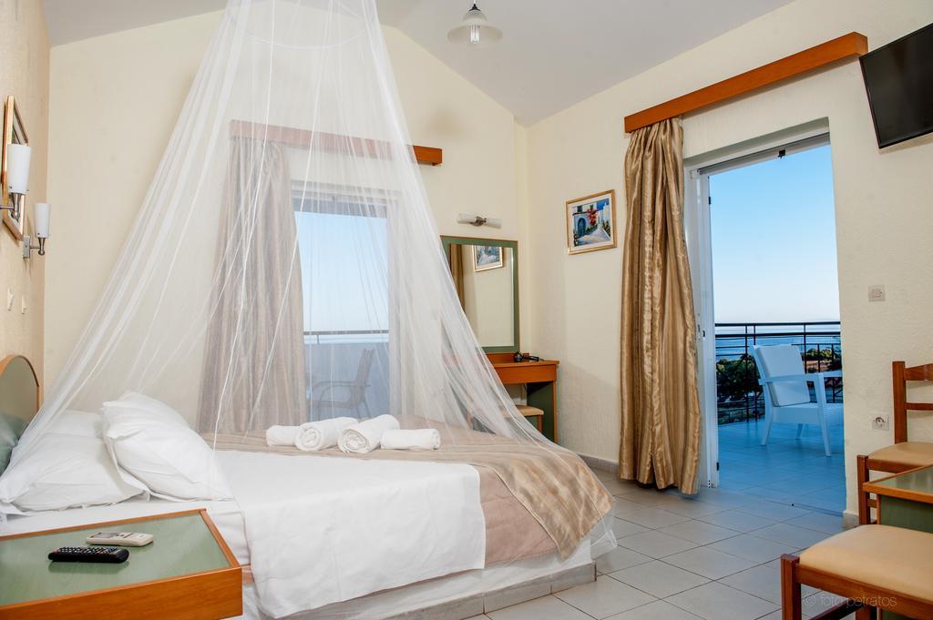 Porto Skala Village Hotel Екстериор снимка